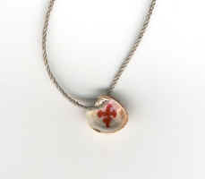 12_collier_coquillage2.jpg (9404 octets)
