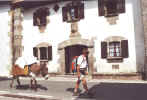 jm07_03_maison.jpeg (36714 octets)